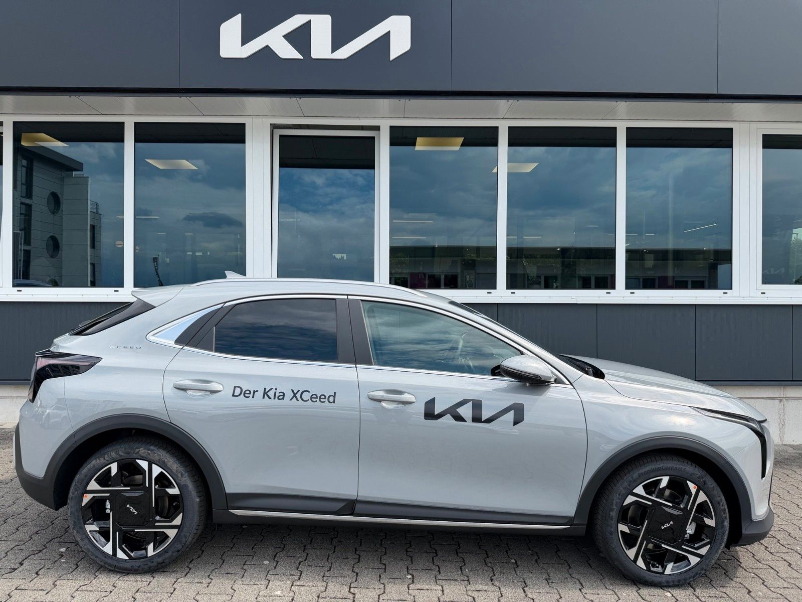 Fahrzeugabbildung Kia XCeed 1.6T 180 DCT SPIRIT SD SITZ ADV