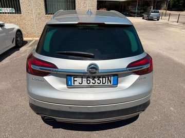 Opel Insignia - 4