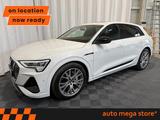 Audi e-tron 55 quattro S Line 95kWh NAV/DAB/Kamera/AC - Audi e-tron: Automatik