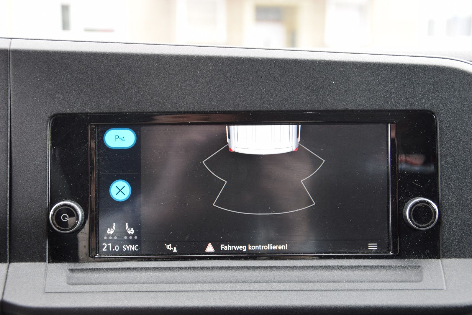Fahrzeugabbildung Volkswagen Caddy Cargo EcoProfi Klima PDC Navi Sitzheizung