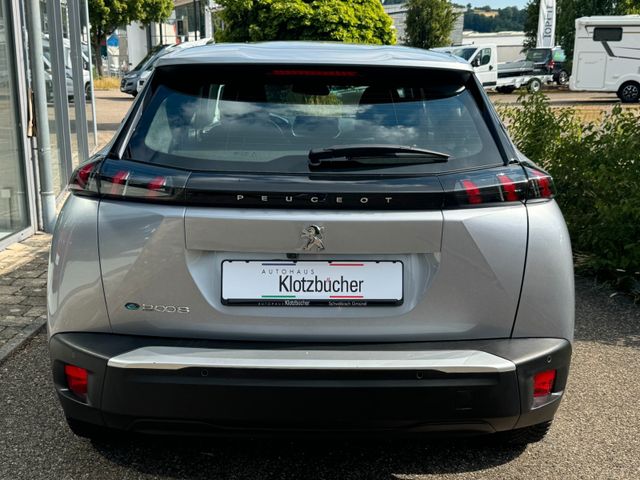 PEUGEOT 2008 e- Active