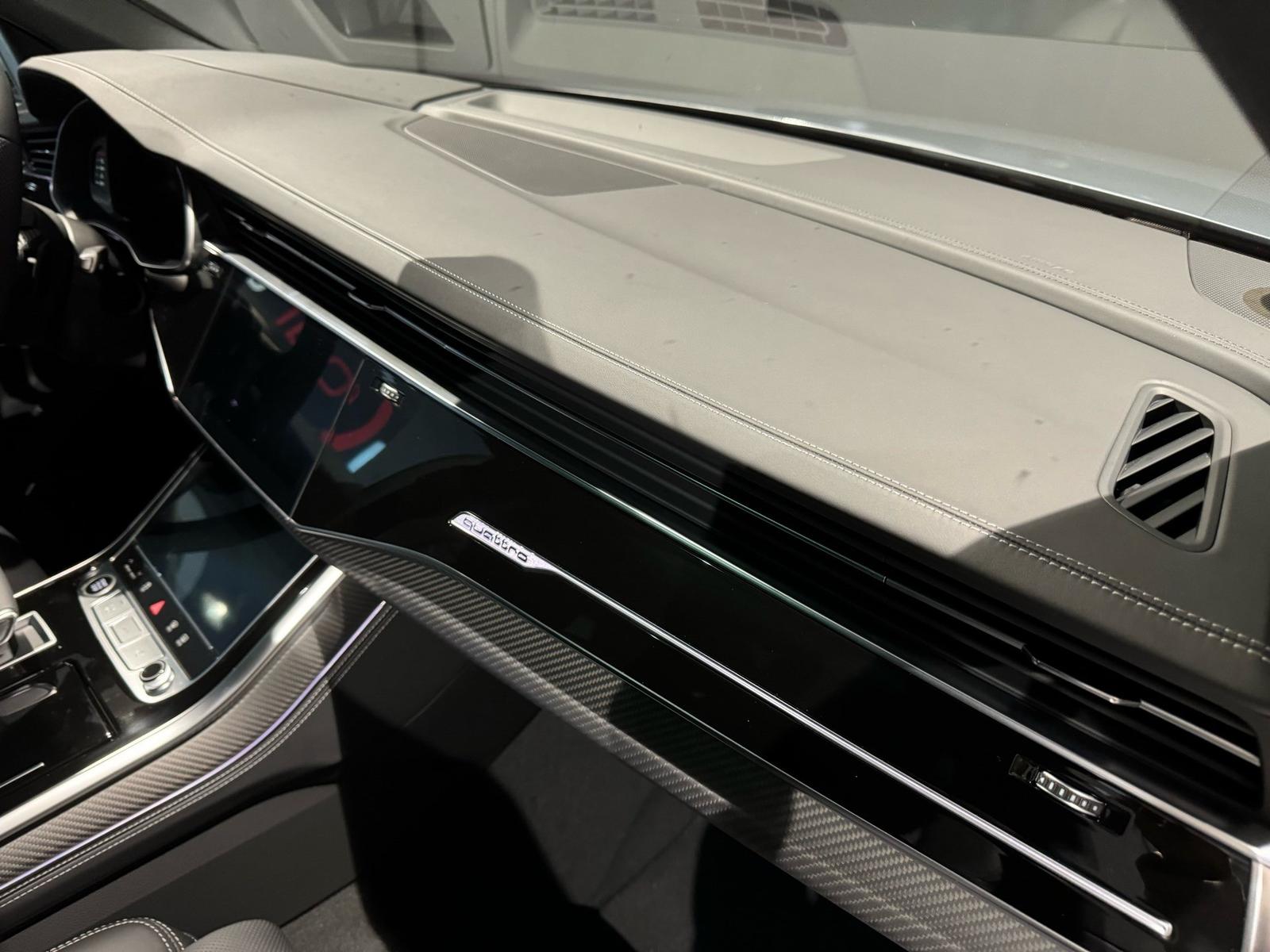 Audi Q8 – 23