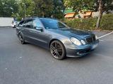 Mercedes-Benz Mercedes Benz E Klasse w211 220 CDI - Mercedes-Benz 220: Klasse W220