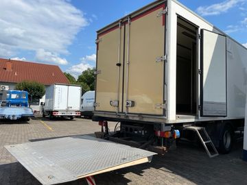 Fahrzeugabbildung MAN TGM 15.250 Aut. Carrier Kühlung, LBW, Trennwand