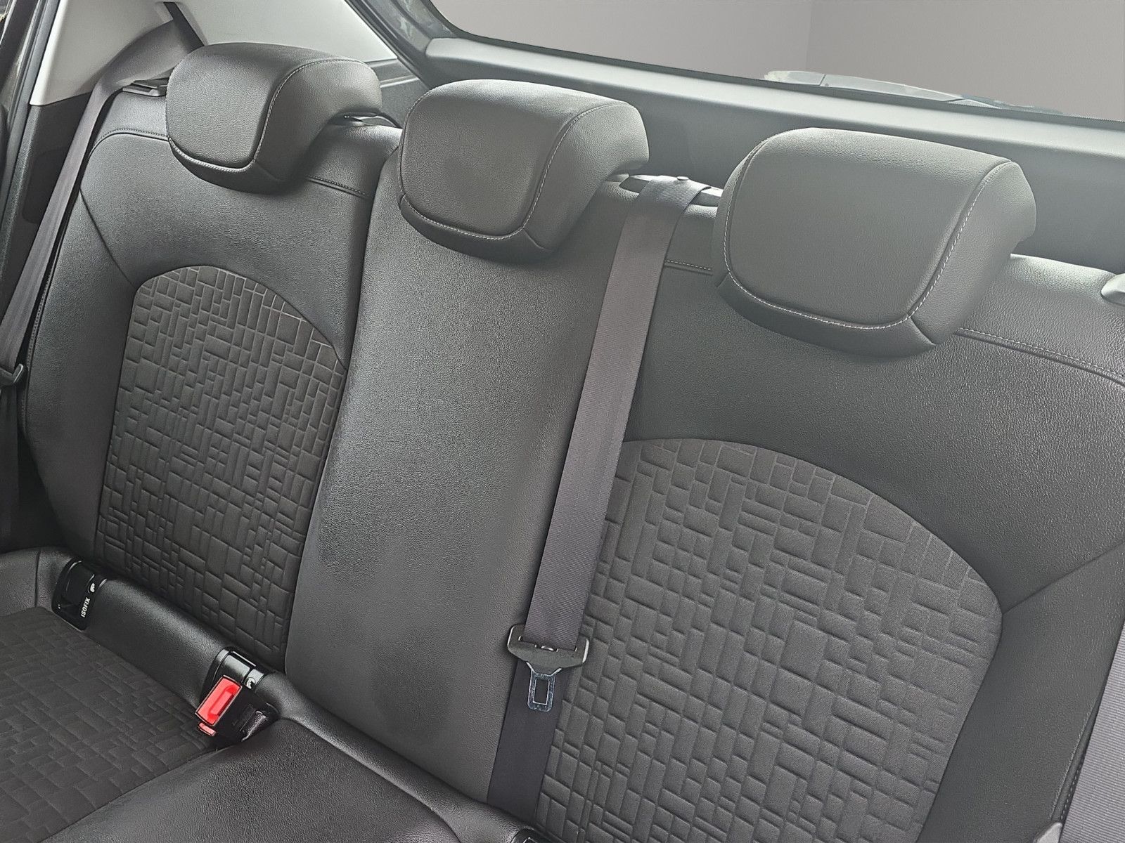 Fahrzeugabbildung Opel Corsa E Innovation ecoFlex TEMPOMAT SHZ LHZ