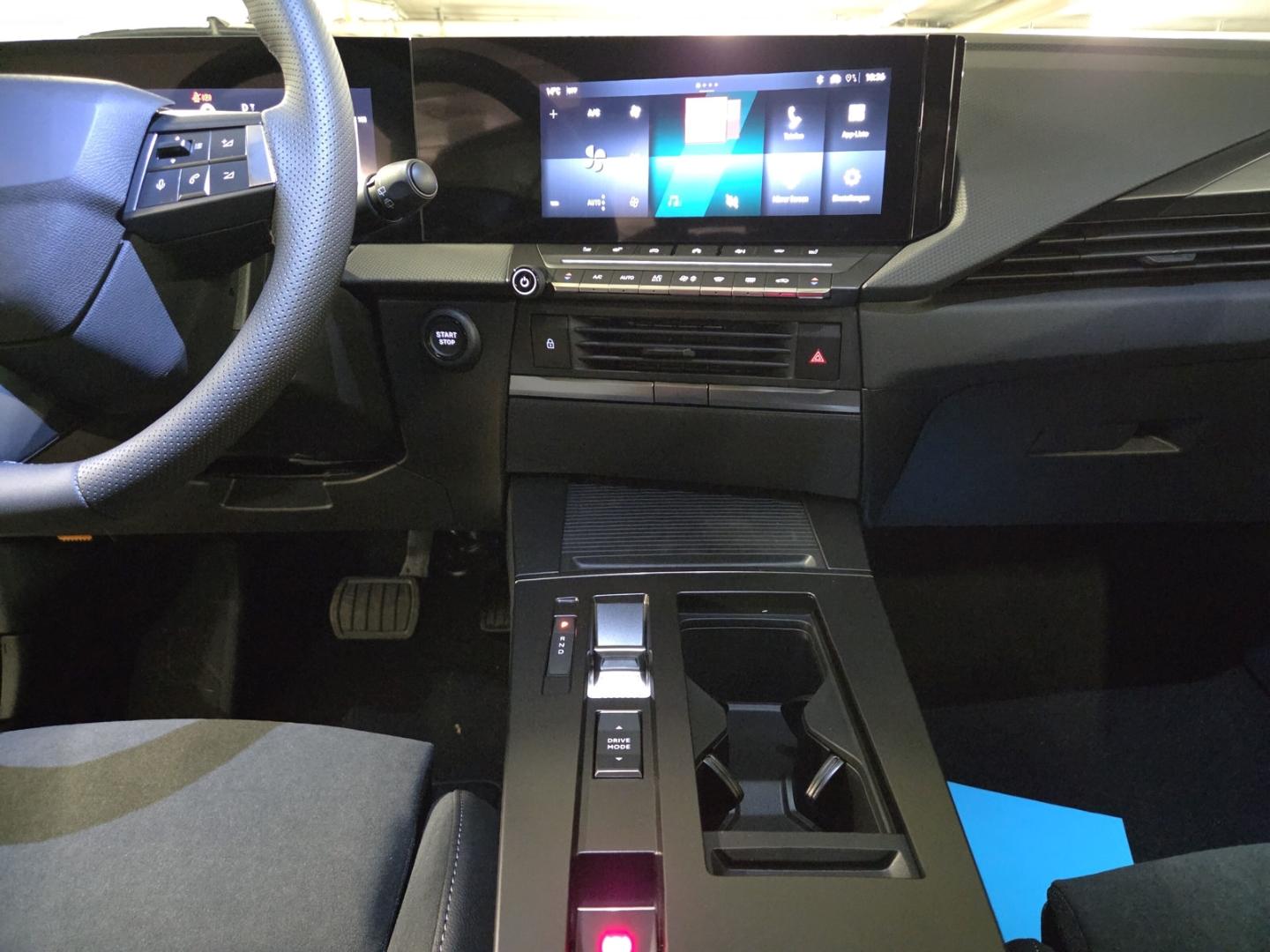 Opel Astra Electric Ultimate Sports Tourer HUD AHK-ab