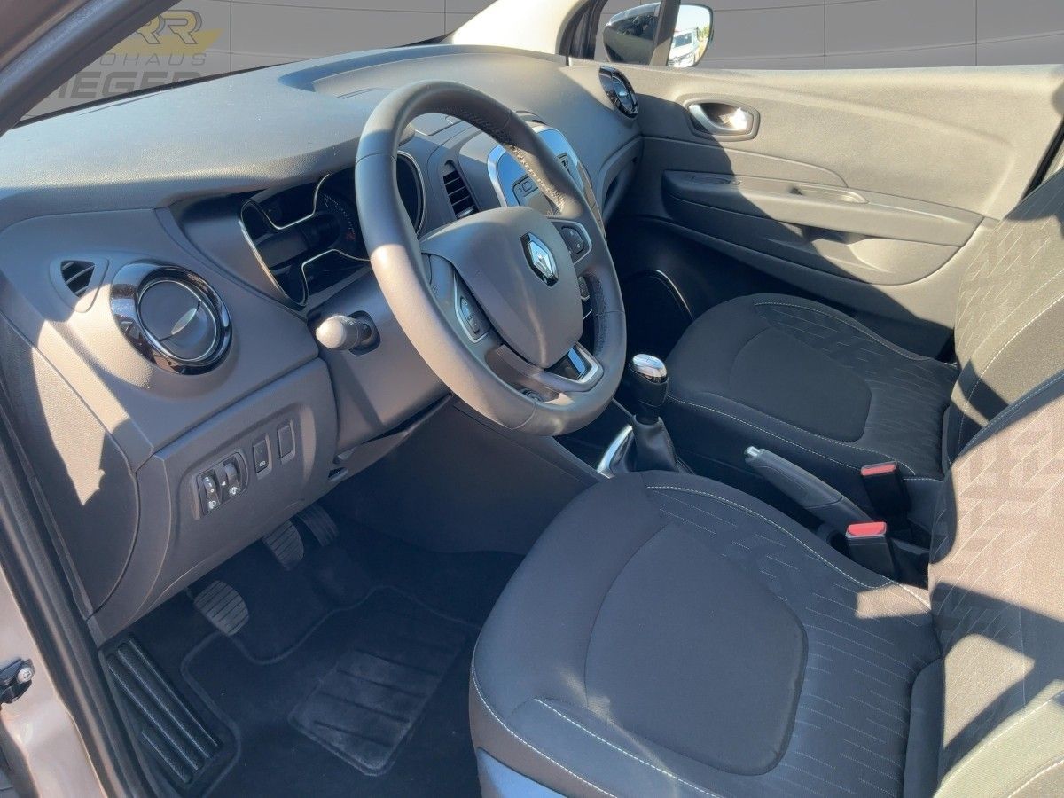 Fahrzeugabbildung Renault Captur Limited TCe 90