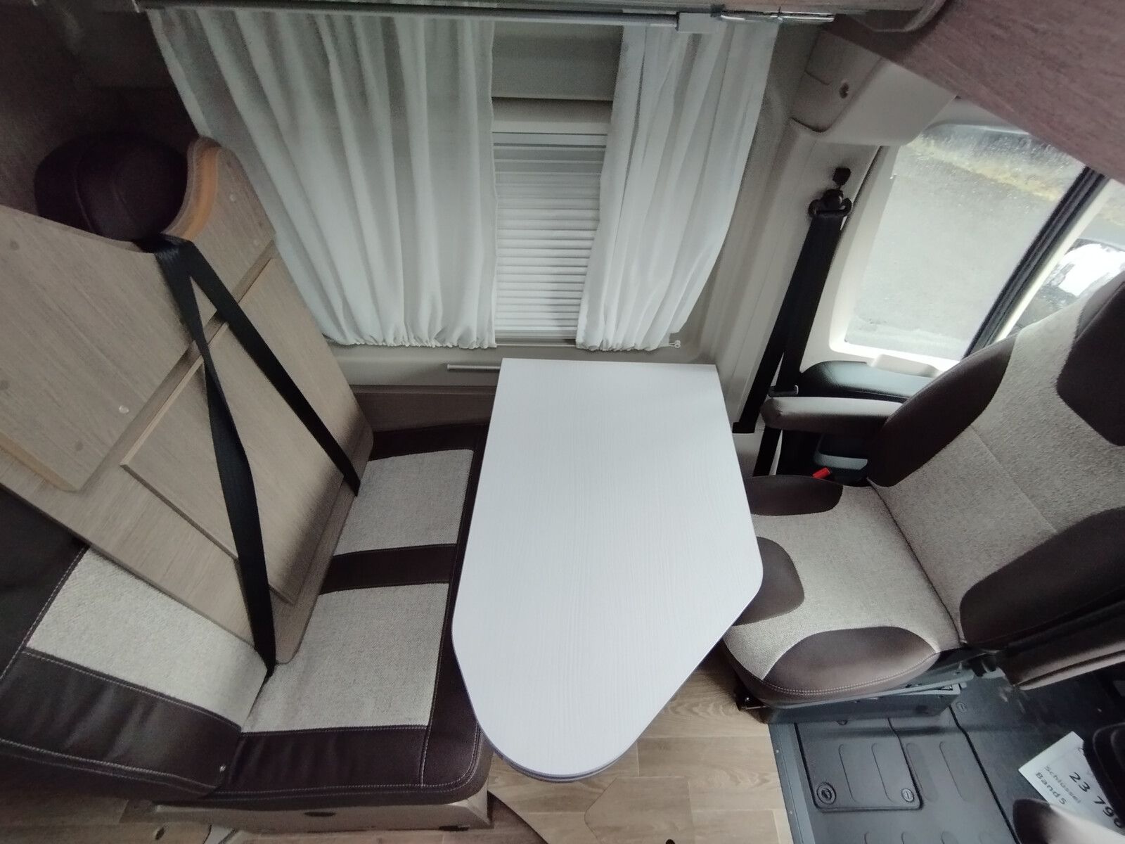 Fahrzeugabbildung Pössl Roadcruiser Revolution Citroen 165 PS AHK,RK,Mar
