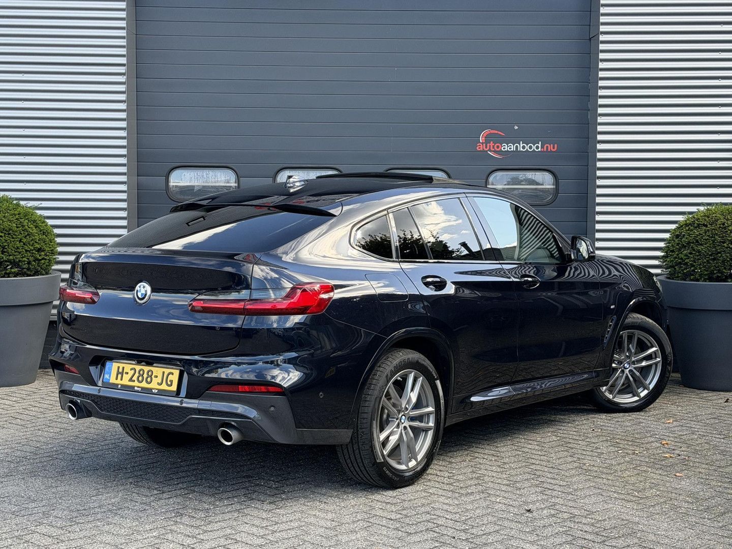 BMW X4 xDrive30i High Executive M-Sport | panorama d imagem 2