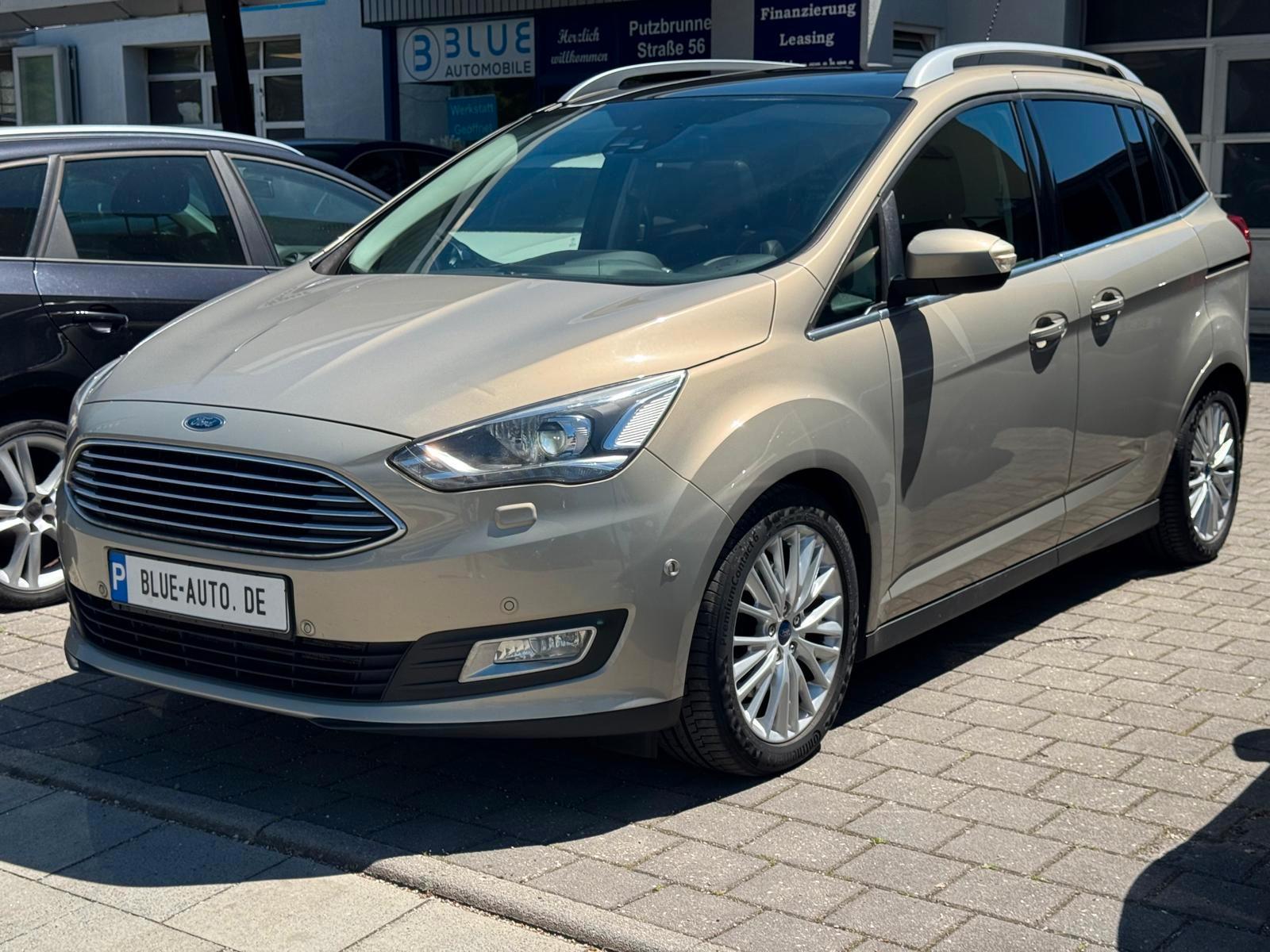 Ford Grand C-Max Titanium 7-Sitzer*Xenon*AHK*Panorama