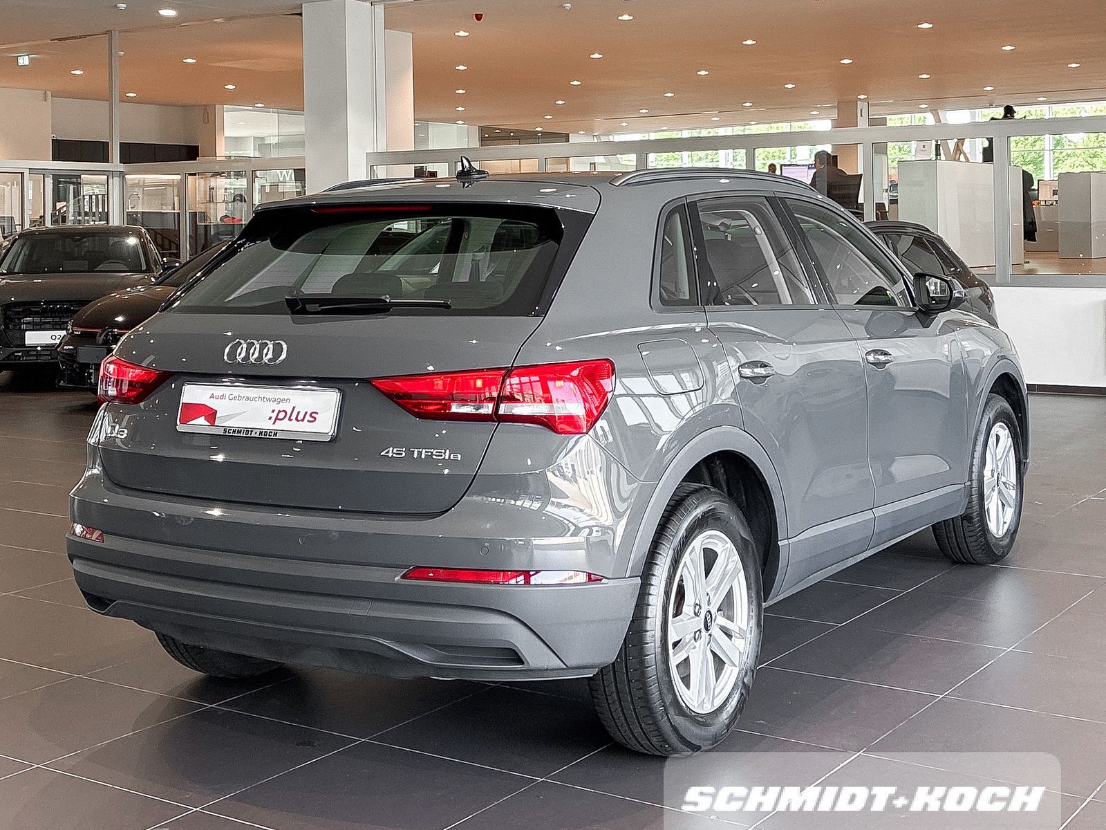 Audi Q3 SUV 45 TFSI e S-TRONIC NAVI AHK imagem 2