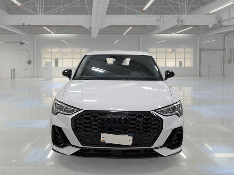 Audi AUDI Q3 SPORTBACK 45 TFSI MHEV S TRONIC S LINE E imagem 2