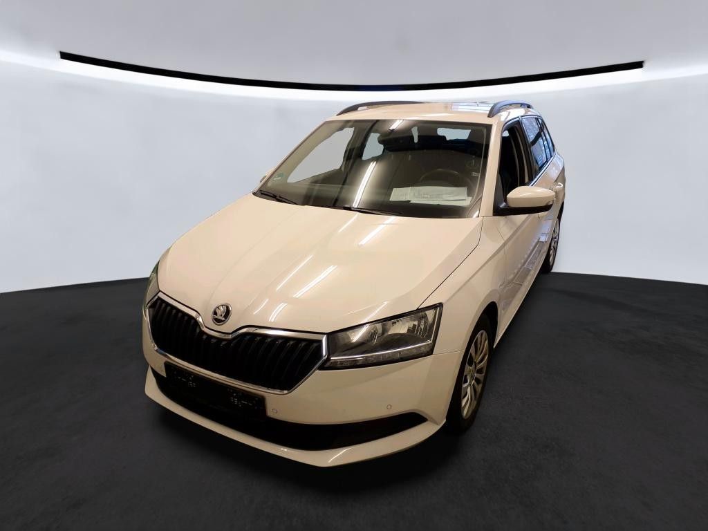 Fahrzeugabbildung SKODA Fabia Combi Ambition AHK SITZH. NAVI PDC 1.HD