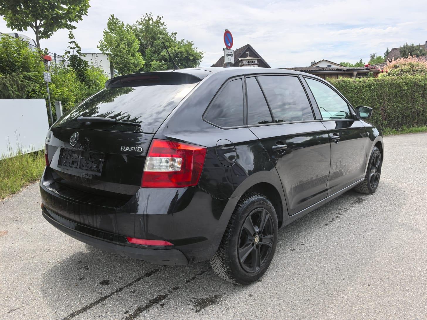 Skoda Rapid 2014 — interior