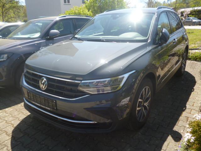 Volkswagen Tiguan Life NAVI LED ACC ALU DSG