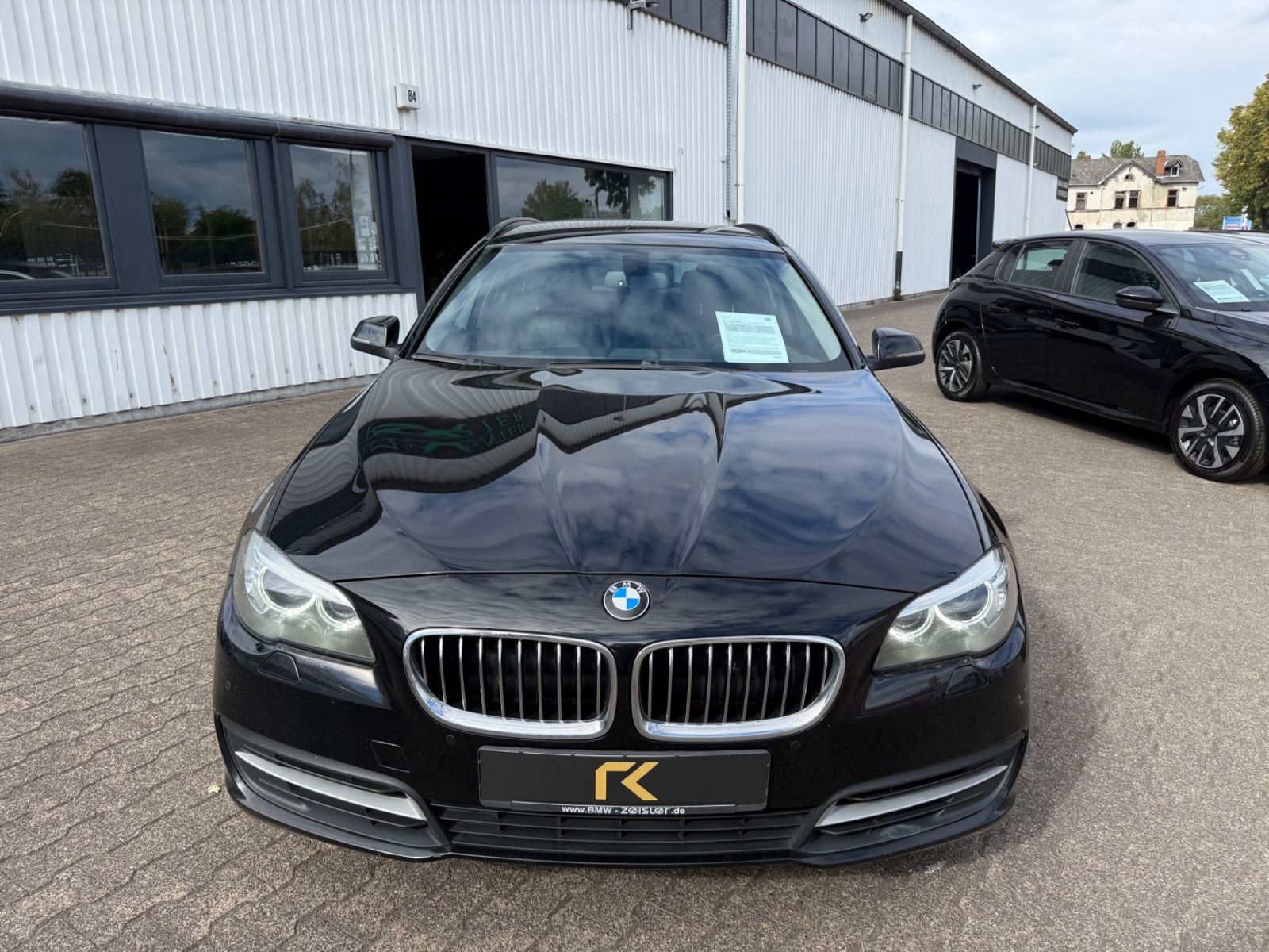 Bmw 530d xDrive Touring "Leder-Navi-Automatik" – Bild 4