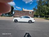Mercedes-Benz E 220 d Autom. - - Mercedes-Benz E 220 in Bochum