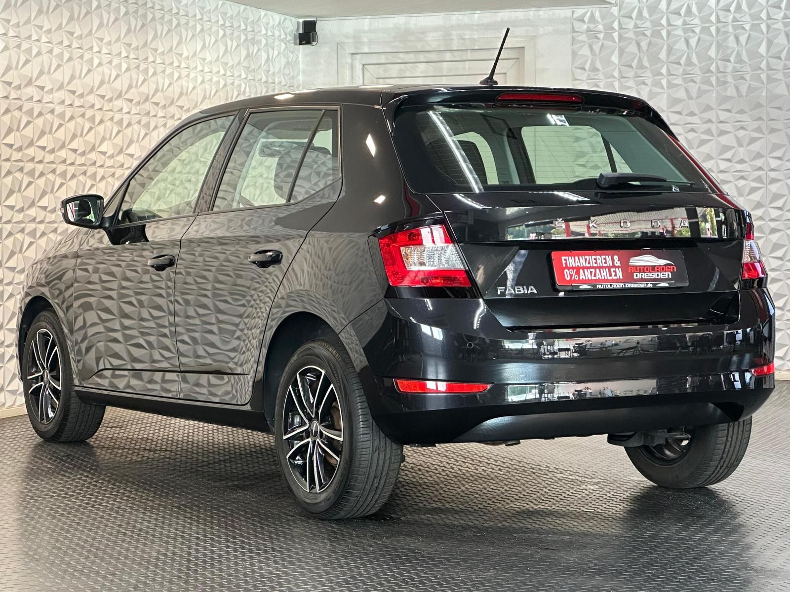 SKODA Fabia 1.0TSI AMBITION* SHZ#PDC#KLIMA#ALARM#15ALU - Image 5