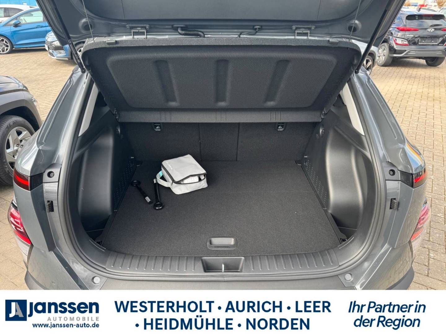 Fahrzeugabbildung Hyundai KONA SX2 Select Funktions-Paket