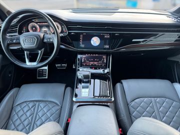Audi Q7 - 9