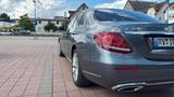 Mercedes-Benz E 300 AVANTGARDE  - Mercedes-Benz E 300 mit Benzin-Antrieb: Limousine