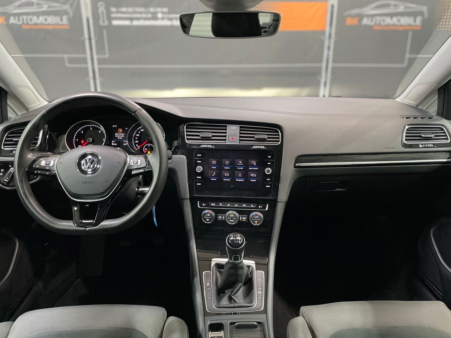 Fahrzeugabbildung Volkswagen Golf Variant VII Highline #LED#ACC#AHK#Alcantara