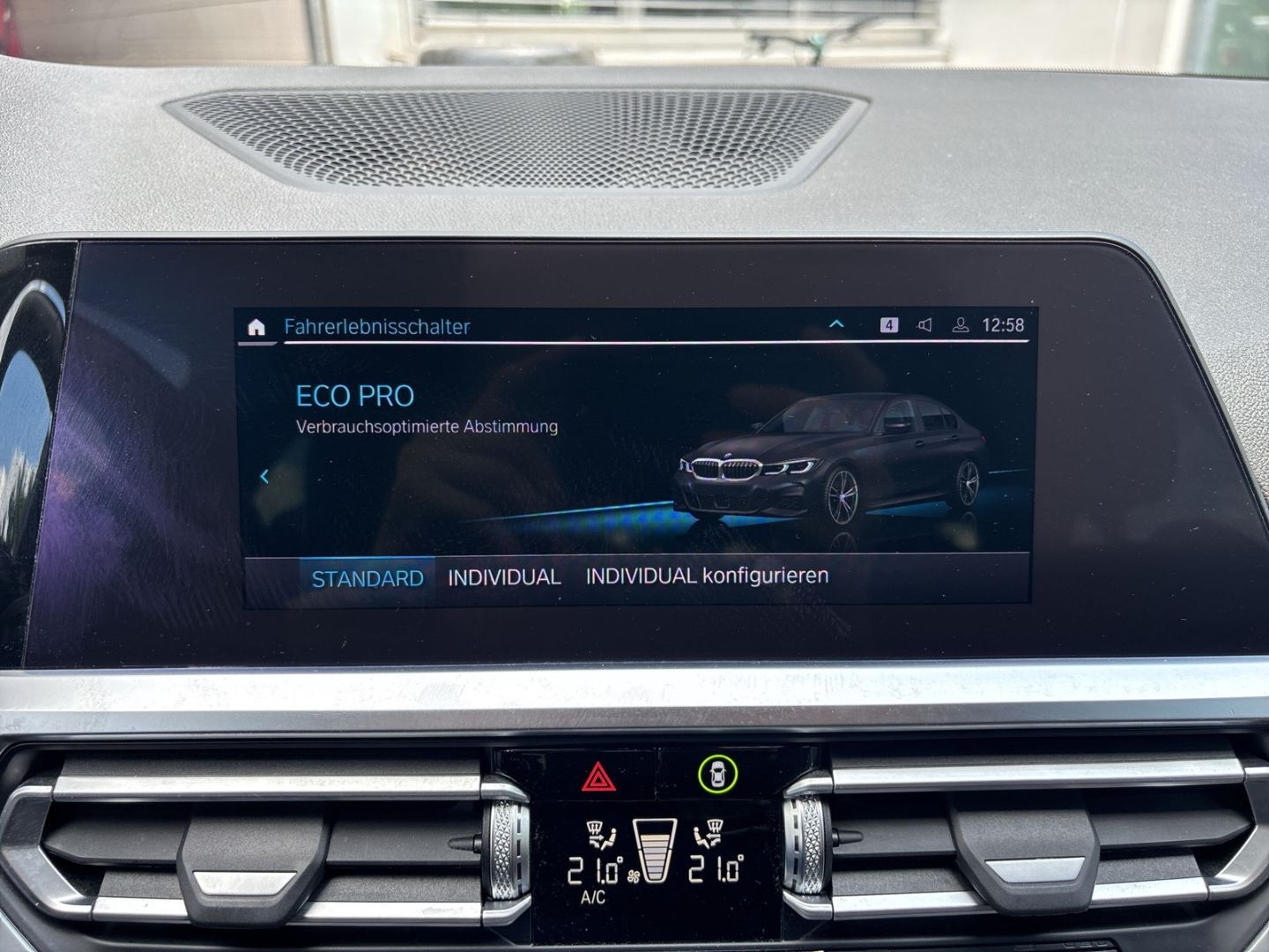 BMW 318 d Limousine M Sport Sportpaket Navi Leder Di foto 21