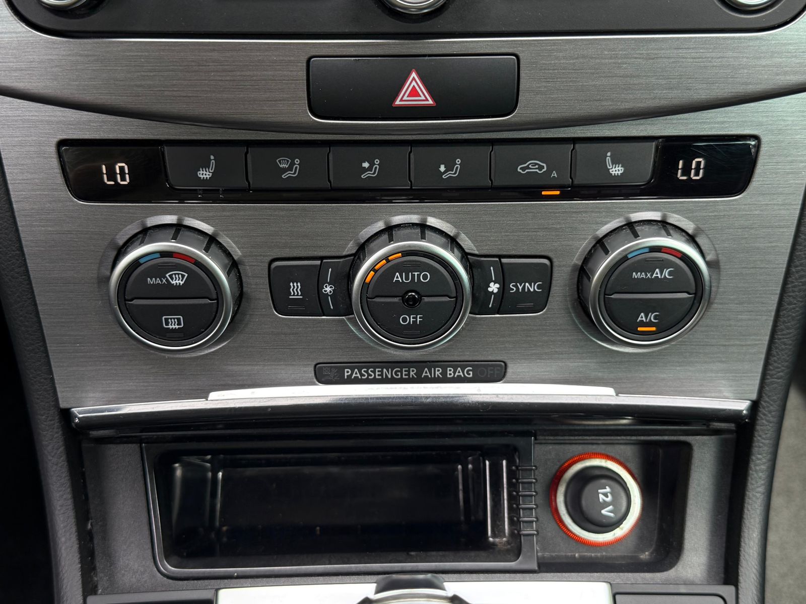 Fahrzeugabbildung Volkswagen Passat Variant 2.0TDI DSG Comfort XEN+STHZ+AHK+