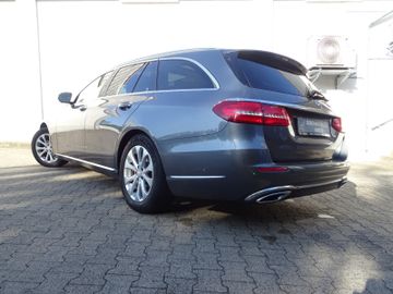 Mercedes E 220 - 9