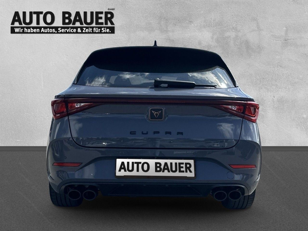 Fahrzeugabbildung CUPRA Leon Sportstourer VZ 2.0 TSI 4Drive DSG*AHK* - mit KI generiert/bearbeitet