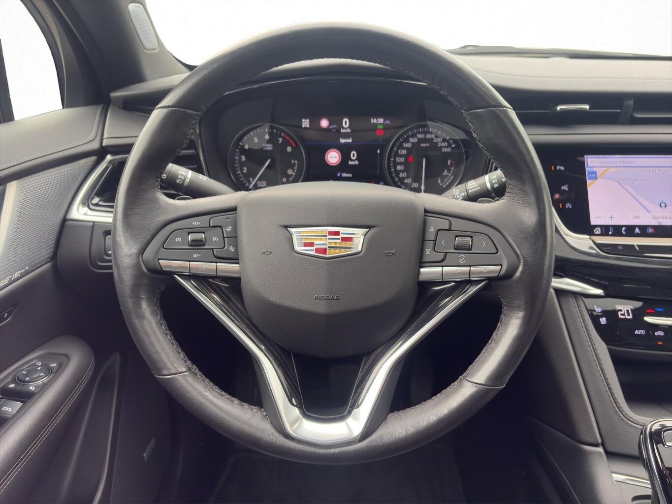 Cadillac XT6, миниатюра 12
