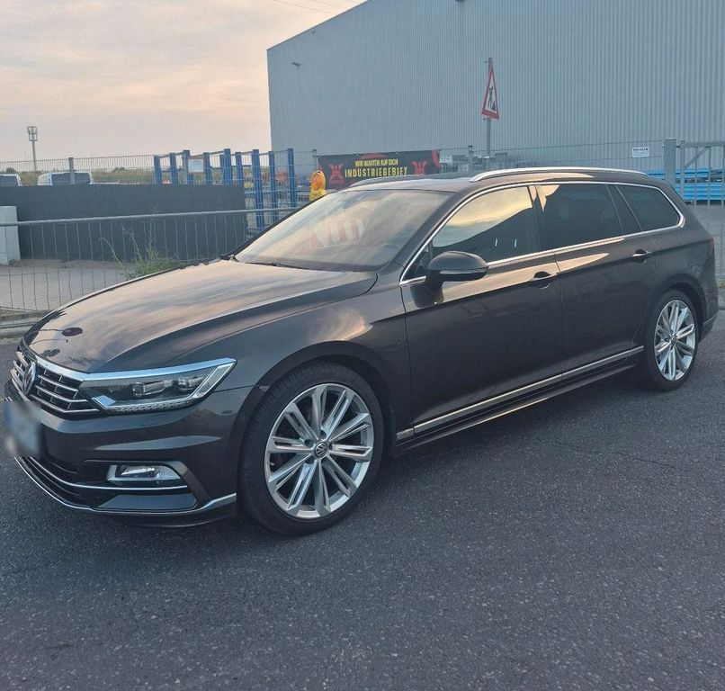 Image of Volkswagen Passat Variant