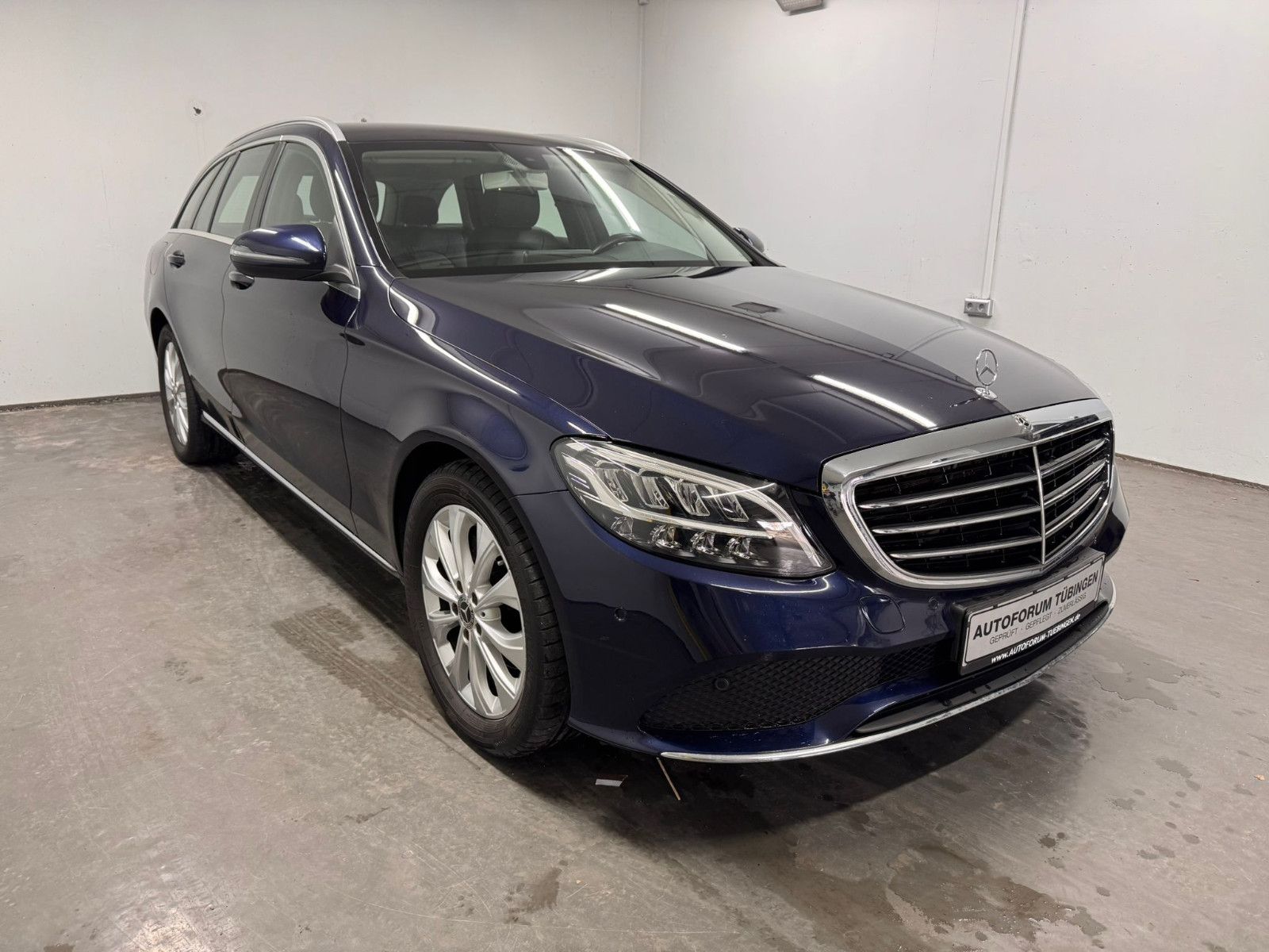 Fahrzeugabbildung Mercedes-Benz C 220 d T Autom. *AVANTGARDE*LUXURY*NAVI*SH*