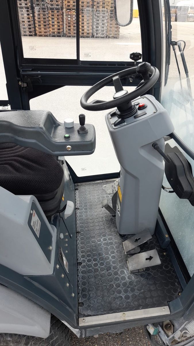 Fahrzeugabbildung Hako Citymaster 600 Saug Kehrmaschine