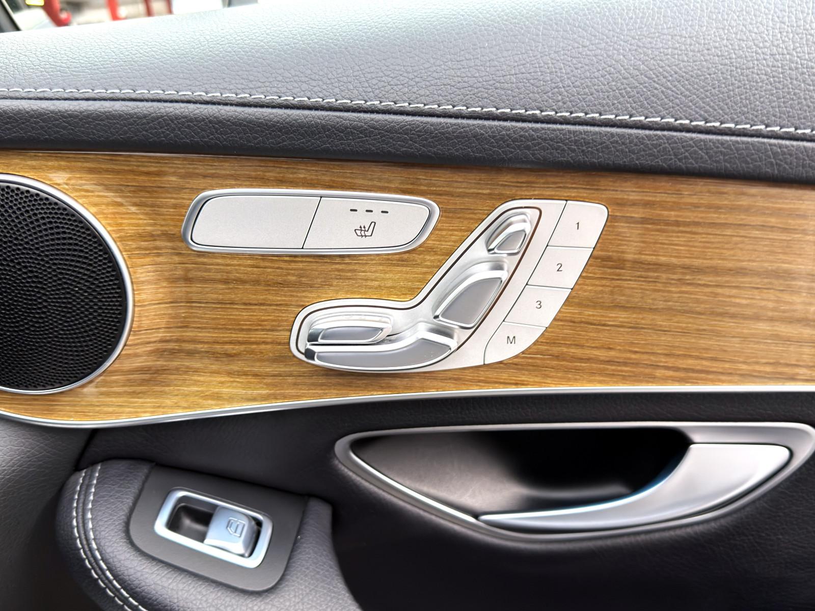 Mercedes-Benz GLC 250 4Matic *LED*SHZ*Navi*RFK*