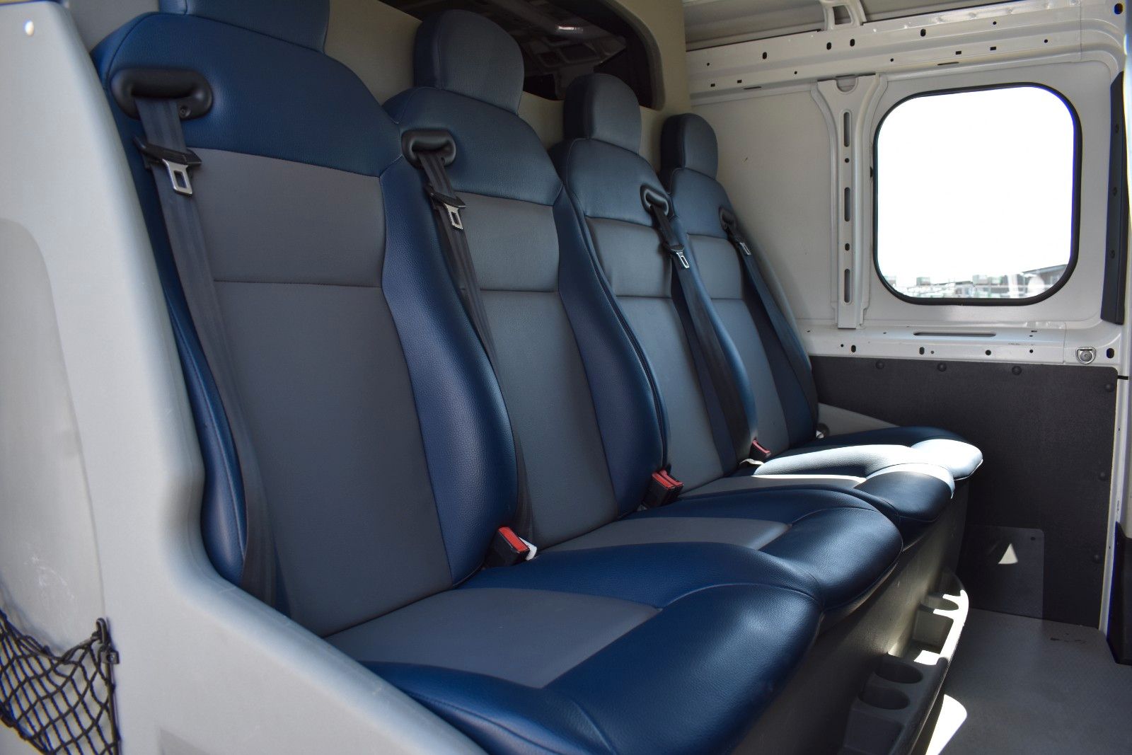 Fahrzeugabbildung Citroën Jumper Cabine Approfondie 7Sitz/Schiebetür