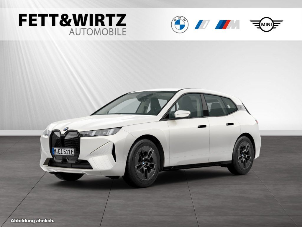 2025 BMW iX