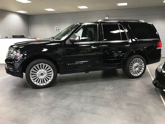 Fahrzeugabbildung Lincoln NAVIGATOR RESERVE 4x4 ECOBOOST -1.HAND