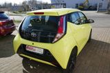 Toyota Aygo X-cite style 2 Jahre Garantie - Toyota Aygo (X) in Berlin
