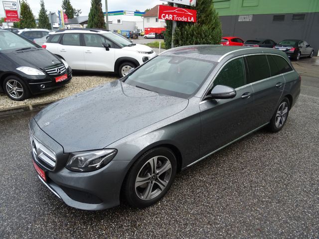 MERCEDES-BENZ E 220  T-Modell  220 d/ AVANGARDE