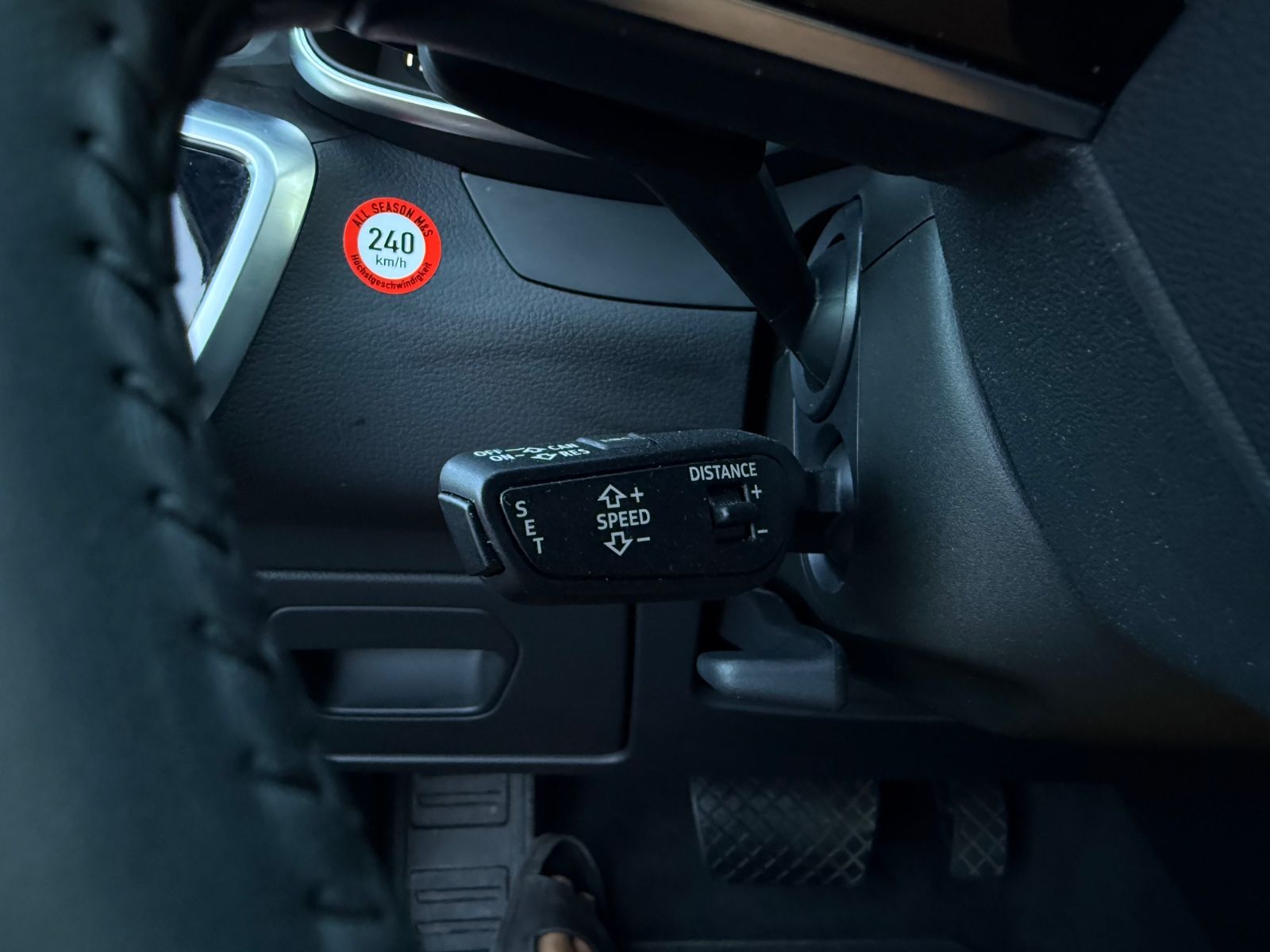 Fahrzeugabbildung Audi A6 Avant 40 TDI quattro design*LED*Leder*Kamera
