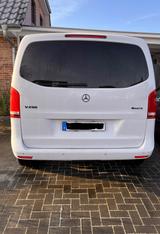 Mercedes-Benz Allrad; 2 Schiebetüren;  Camping (Liegebank) - : Kleinbus, Camping