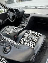 Porsche 928 aus Porschesammlung - silberne Porsche 928