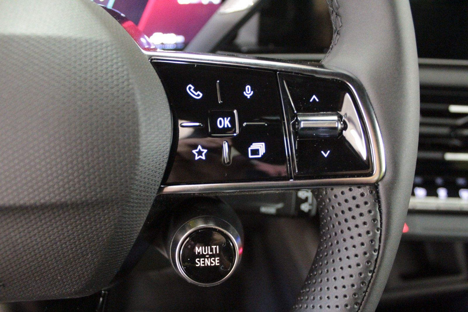 Fahrzeugabbildung Renault R 5 Iconic Five 150 Comfort Range