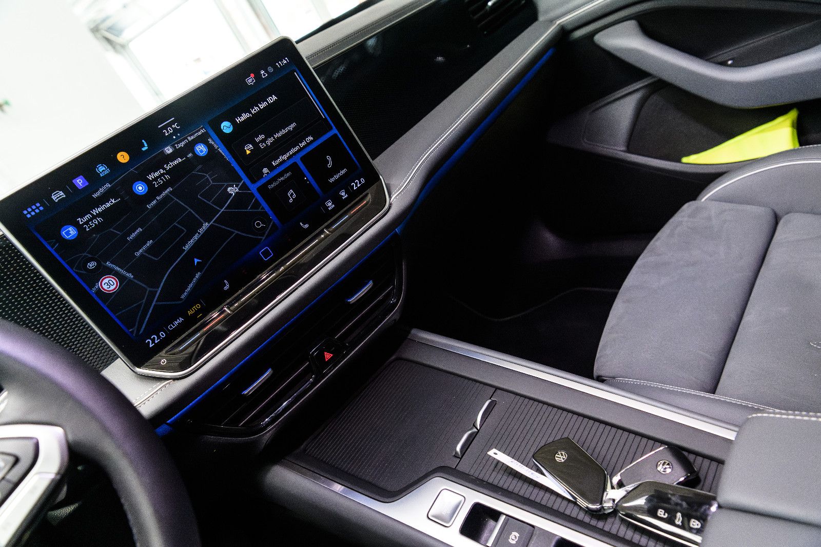 Fahrzeugabbildung Volkswagen Passat Variant 2.0 TDI 110 kW+AHK+SHZ+STANDHEIZU