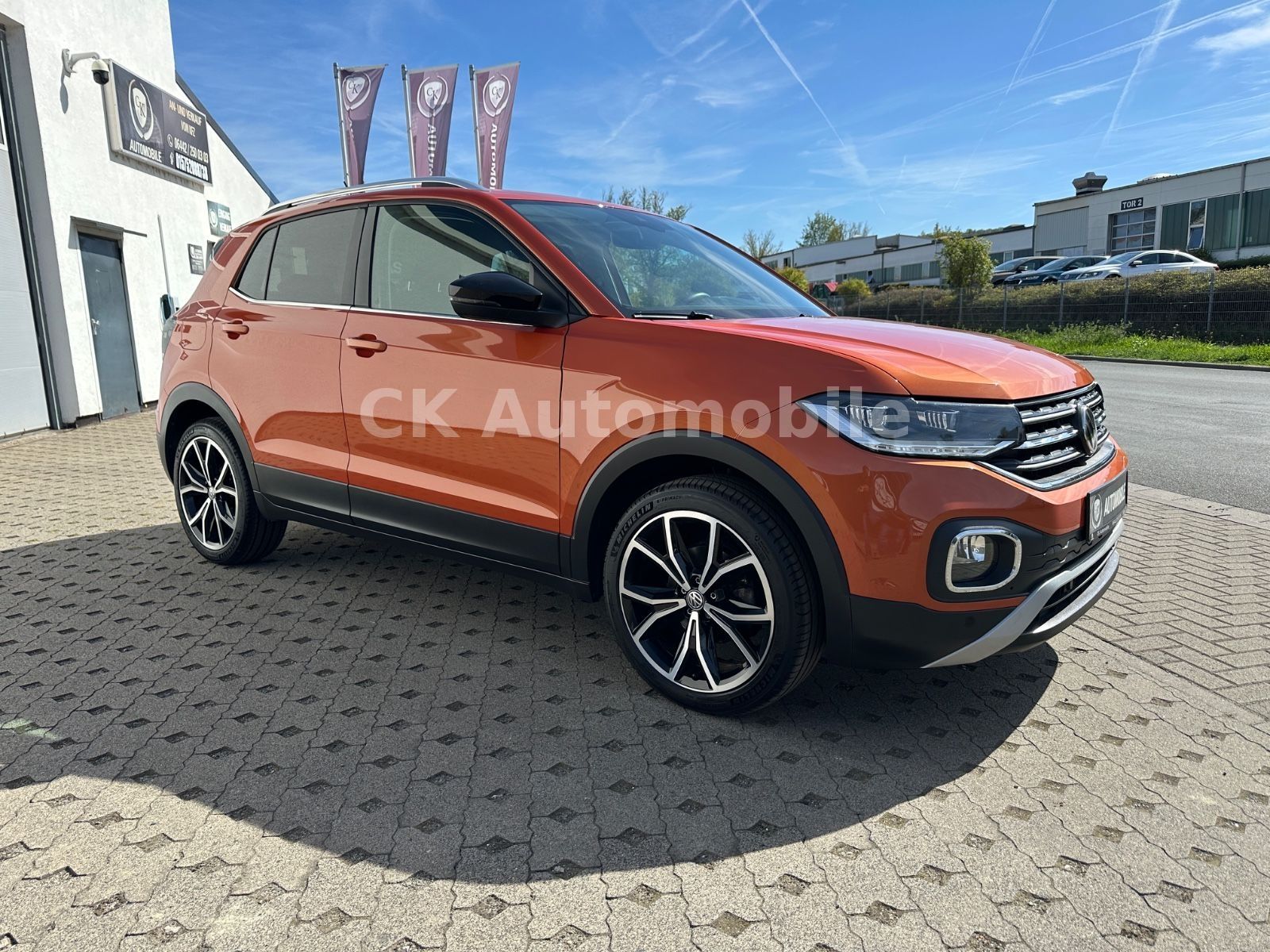 Fahrzeugabbildung Volkswagen T-Cross Style 1.0 TSi DSG/Navi/LED/ACC/Kamera