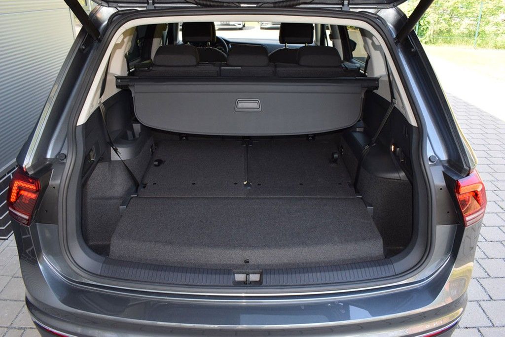 Fahrzeugabbildung Volkswagen Tiguan Allspace TDI 2.0 4M/DSG *Highline*7-Sitze