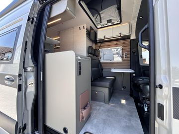 HYMER  ERIBA  HYMERCAR Grand Canyon S 600 AUTARKIE CLESANA LEDER TV 