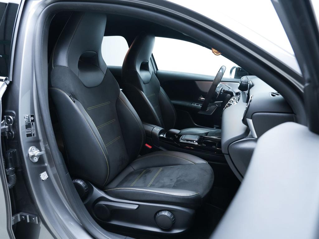 Mercedes-Benz A 45 AMG