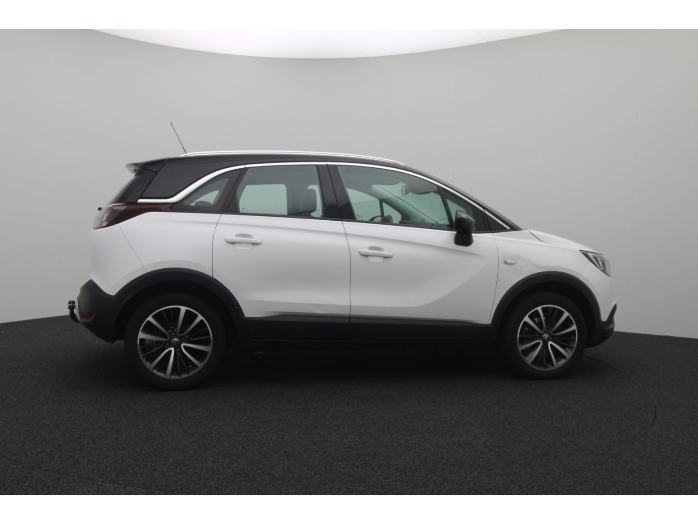 Fahrzeugabbildung Opel Crossland 1.2 AHK Einparkhilfe DAB